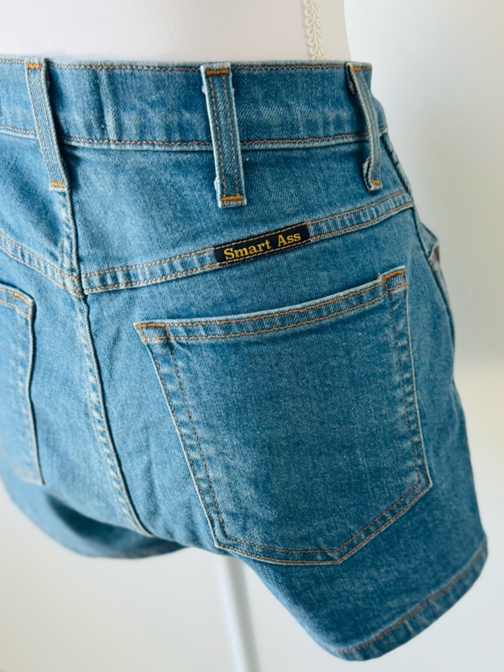 Reformation ‘Smart A$$’ Denim Shorts - Light Wash 🩵